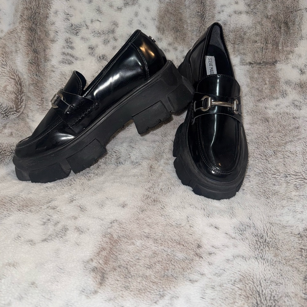 Steve Madden Glossy Black Chunky Loafers